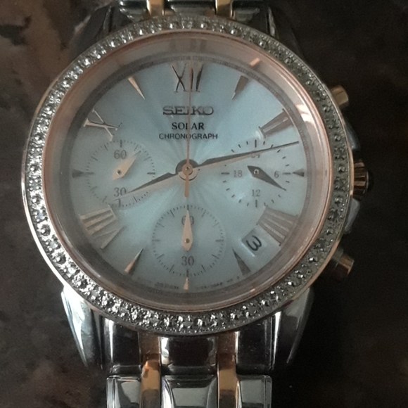 Seiko Solar Chronograph women's watch - Picture 2 of 12